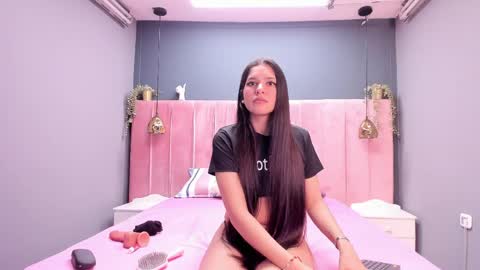 thiara_gh online show from April 12, 2026, 5:23 am