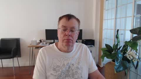 Snapshot of thickandlongguy chatting on January 7, 2025, 1:14 pm Play online show from January 7, 2025, 1:14 pm