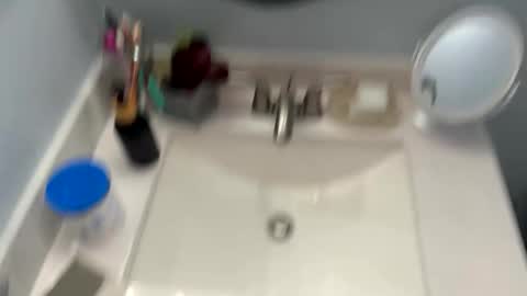 Snapshot of thickdixk068 chatting on November 16, 2025, 12:33 pm thickdixk068 online show from November 16, 2025, 12:33 pm