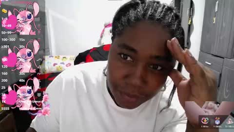 Snapshot of thickebonymilf chatting on February 1, 2026, 4:33 am XIOMARA online show from February 1, 2026, 4:33 am