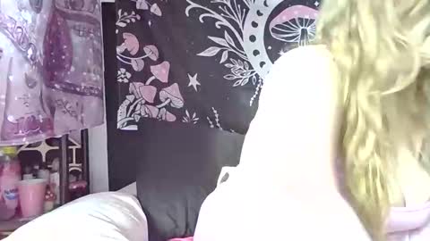 Snapshot of thickgingergoddess chatting on November 20, 2025, 7:02 pm Ariel online show from November 20, 2025, 7:02 pm