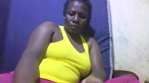 Snapshot of thickianah376 chatting on January 9, 2026, 4:59 am thickianah376 online show from January 9, 2026, 4:59 am