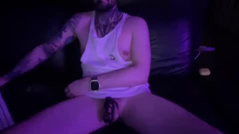 thickkone1 online show from December 16, 2024, 7:37 am