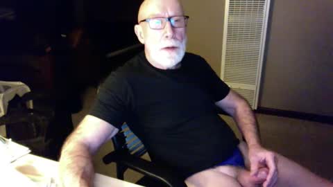 Snapshot of thickmorningwoodinyoualways chatting on December 22, 2024, 3:22 pm Thickmorningwoodinyou always online show from December 22, 2024, 3:22 pm