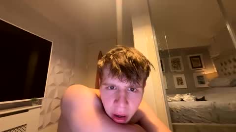 thickny0ung online show from October 17, 2025, 8:00 pm