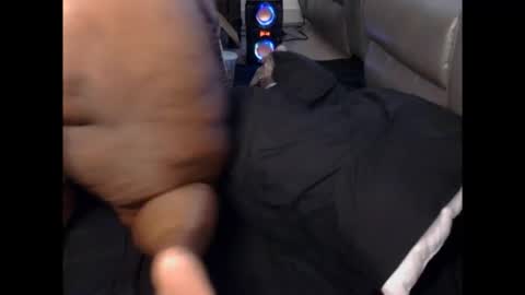 Thickumzz41 online show from March 10, 2026, 12:15 am