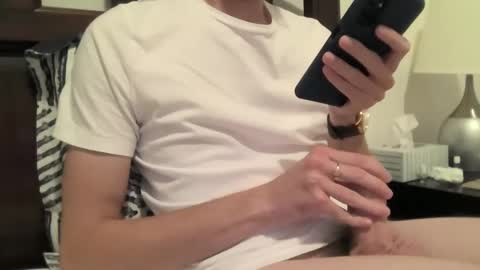 Snapshot of thickveinyuncutbwc chatting on February 19, 2025, 2:44 am thickveinyuncutbwc online show from February 19, 2025, 2:44 am