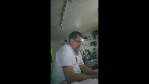 thickwhiteboydick online show from December 22, 2025, 7:49 am