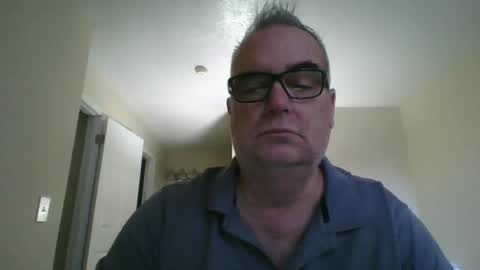 thickwhiteload online show from September 16, 2025, 2:18 pm