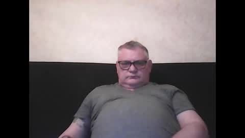 Thierrysymp online show from February 4, 2025, 5:12 pm