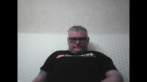 Thierrysymp online show from February 17, 2025, 6:26 pm
