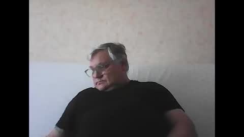 Thierrysymp online show from September 30, 2025, 3:28 pm