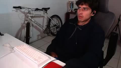 Snapshot of thieves_us chatting on October 22, 2025, 5:08 am thieves_us online show from October 22, 2025, 5:08 am