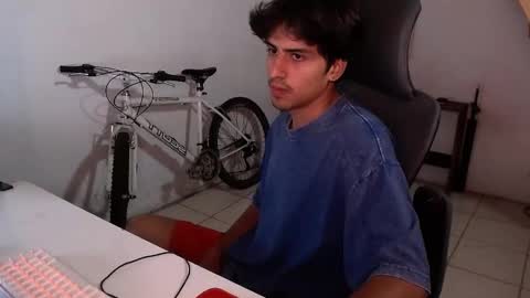 Snapshot of thieves_us chatting on October 25, 2025, 10:37 pm thieves_us online show from October 25, 2025, 10:37 pm