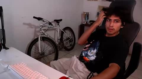 Snapshot of thieves_us chatting on November 7, 2025, 7:19 am thieves_us online show from November 7, 2025, 7:19 am