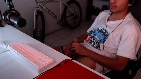 Snapshot of thieves_us chatting on November 11, 2025, 8:03 am thieves_us online show from November 11, 2025, 8:03 am