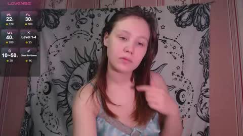 Snapshot of thighswithspikes chatting on November 16, 2025, 7:58 am thighswithspikes online show from November 16, 2025, 7:58 am