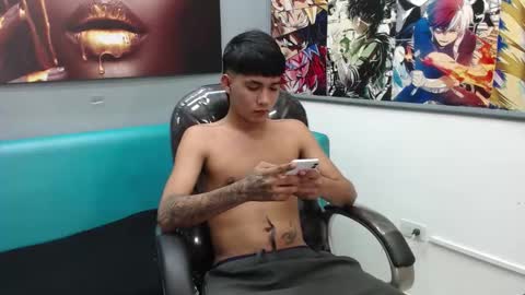 Snapshot of thiiago_collins chatting on February 18, 2026, 11:11 pm THIAGO COLLINS online show from February 18, 2026, 11:11 pm