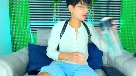 Thiago Saenzz online show from March 23, 2026, 5:50 pm