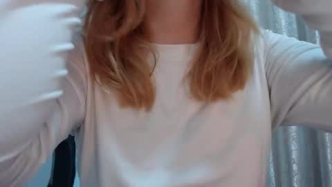 Snapshot of thin33 chatting on February 25, 2026, 3:16 am sara online show from February 25, 2026, 3:16 am