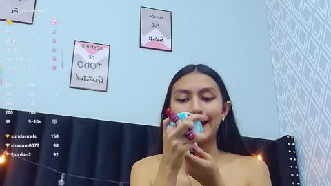 Eva  online show from February 17, 2025, 7:31 pm