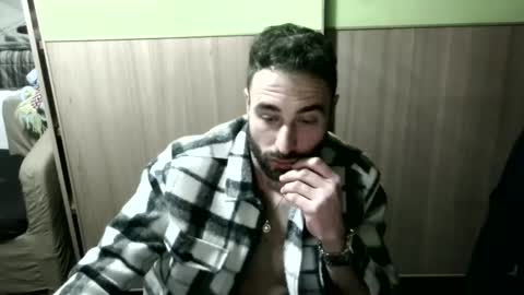 Snapshot of tho147mas chatting on January 17, 2025, 8:11 pm Thomas online show from January 17, 2025, 8:11 pm