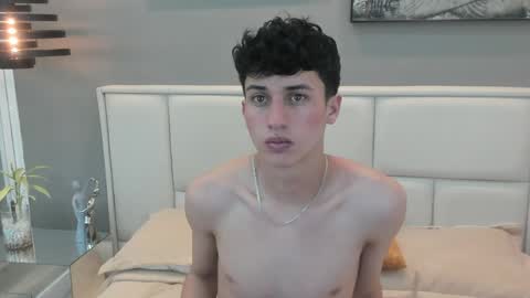 Thom online show from April 4, 2026, 11:29 am