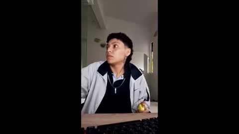 thomas27f online show from November 25, 2025, 10:21 pm