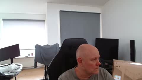 thomas315627 online show from March 17, 2026, 12:08 pm