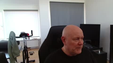 thomas806035 online show from July 20, 2026, 11:56 am