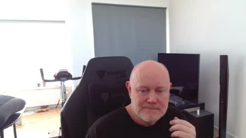 thomas806035 online show from July 29, 2026, 1:42 pm