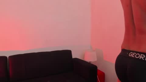 Thomas Brandon online show from April 19, 2026, 1:49 am