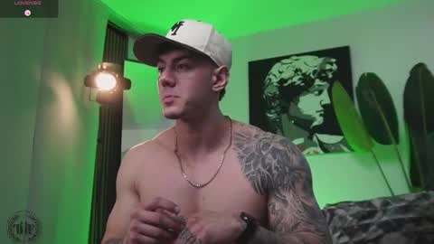 Thomas Falcon online show from February 3, 2026, 8:03 pm