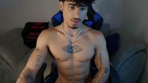 Snapshot of thomas_fit1 chatting on July 14, 2026, 12:44 pm Thomas 3 JUST STAY AND BE MY LAST LOVE online show from July 14, 2026, 12:44 pm