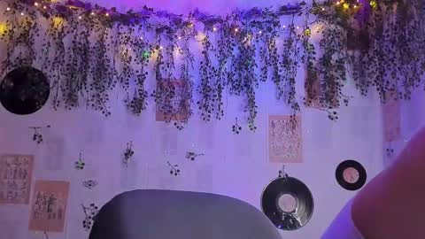 Thomas Grey online show from February 15, 2025, 6:12 am