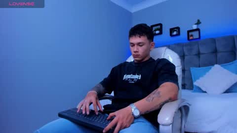 Thomas online show from November 27, 2025, 11:56 am