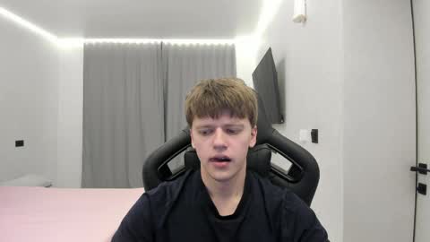 Tomas online show from April 9, 2026, 7:19 pm