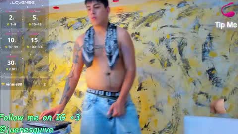 Snapshot of thomas_thundr chatting on May 31, 2026, 4:42 am Thomas and Faon online show from May 31, 2026, 4:42 am