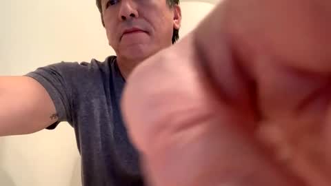 thomascruz6775 online show from February 1, 2026, 3:27 am