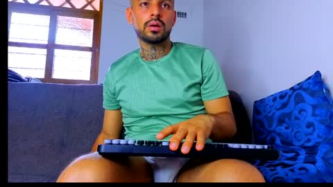 thomas  smith online show from May 27, 2026, 7:55 pm