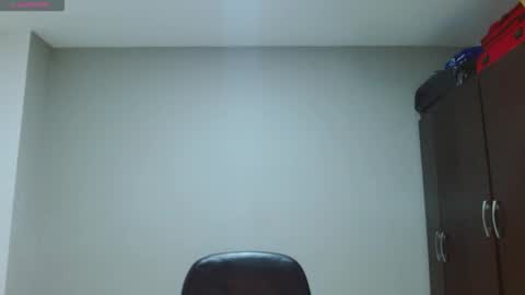 thompson ari online show from December 18, 2025, 5:24 am