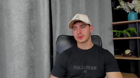 thomylov online show from February 11, 2025, 2:14 am