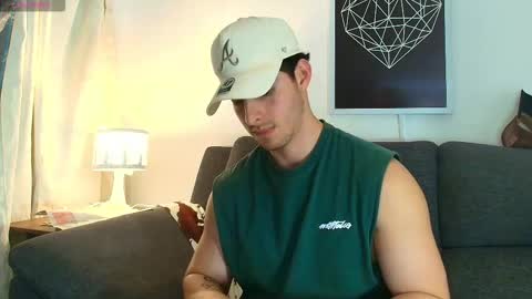 Snapshot of thomylov chatting on December 17, 2025, 5:02 am thomylov online show from December 17, 2025, 5:02 am