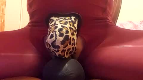 Thongsandstocking online show from October 31, 2025, 12:11 am