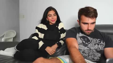 Snapshot of thony_grey chatting on October 7, 2025, 7:33 pm Thony Grey online show from October 7, 2025, 7:33 pm