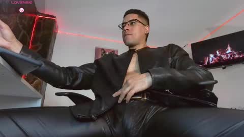 Snapshot of thonydupont chatting on May 15, 2026, 10:06 pm thonydupont online show from May 15, 2026, 10:06 pm