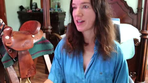 ThornburyRose online show from April 3, 2026, 5:22 pm