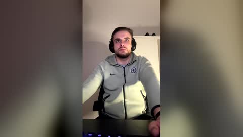 Snapshot of thorodinson03 chatting on February 16, 2026, 6:04 pm thorodinson03 online show from February 16, 2026, 6:04 pm