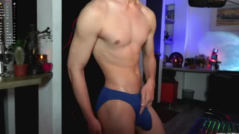   L e a n d e r   25OFF ON MY OF online show from April 30, 2026, 4:46 pm
