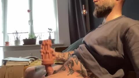 Snapshot of throatface_killah chatting on January 10, 2026, 1:13 pm throatface_killah online show from January 10, 2026, 1:13 pm